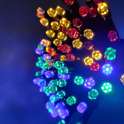 Instalatie de Craciun tip Liniara, 20 m, 200 LED-uri, Multicolor, fir Negru, LED-uri hexagonale V8