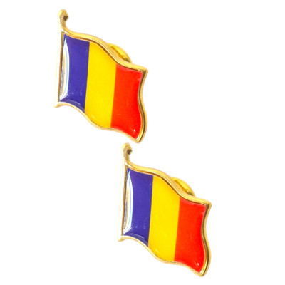 Set 2 Insigne tip drapel tricolor Romania, tip brosa cu ac, 15 mm x15 mm Set 2 Insigne tip drapel tricolor Romania, tip brosa cu ac, 15 mm x15 mm